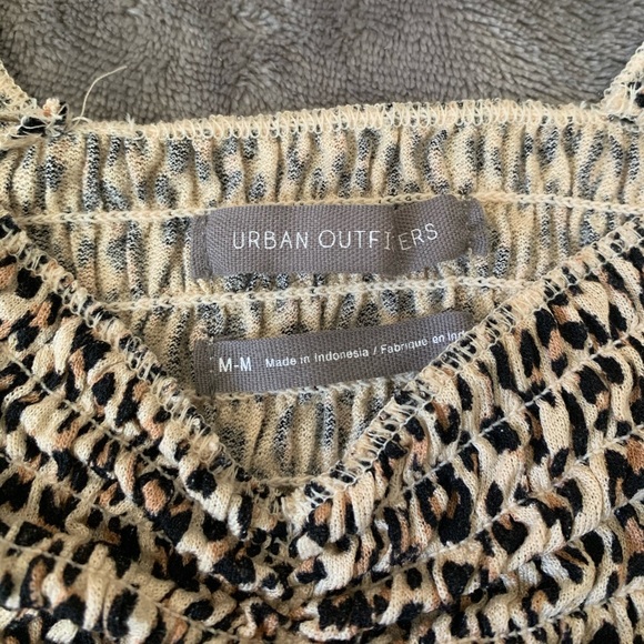 Urban Outfitters Top - Picture 3 of 3